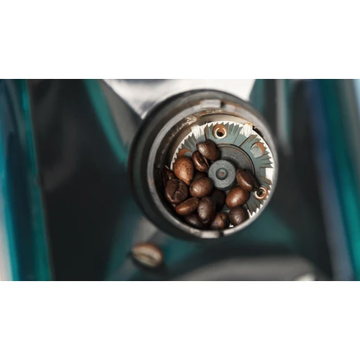 Cecotec SteelMill 2000 Adjust — 150W Electric Coffee Grinder, Stainless Steel Design, Flat Grindstone System, 17 Adjustable Grinding Levels, 250 g Bean Hopper, Ground Coffee Container, Cleaning Brush, Dishwasher-Safe Parts - Cecotec - Image 6