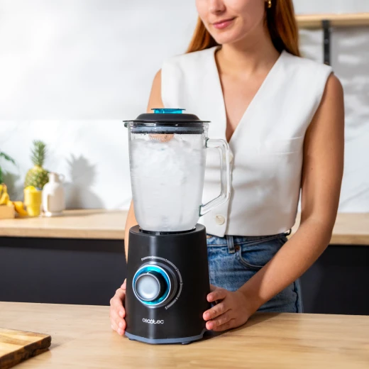 Cecotec Power Black Titanium 2000MAX Mix Go — High-Performance Jug Blender, 2000 W Motor, 6 Titanium-Coated Blades, 1.5 L Heat-Resistant Glass Jar, Turbo Function, Multi-Speed Control, Includes Sport Cup & Cooler for Smoothies and Ice Crushing - Cecotec - Image 3