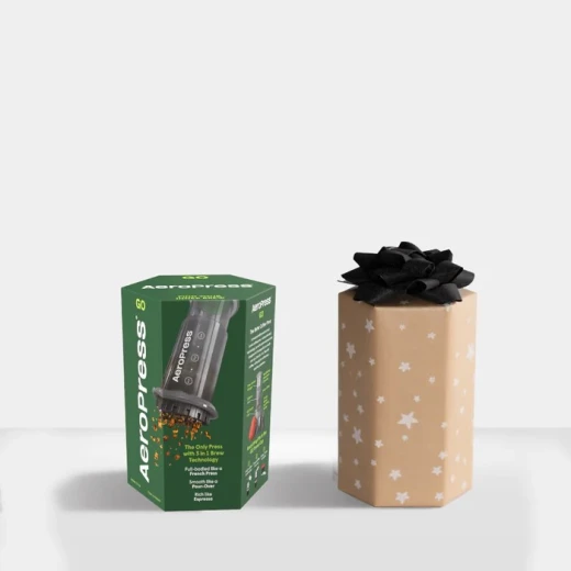 AeroPress Go, Extra Small Portable Coffee Maker Kit, Travel, Hiking & Camping, All-in-One French Press, Pour-Over & Espresso Style Manual Brewer, 2 Min Brew Makes a Less Bitter, More Flavorful Cup - AeroPress - Image 4