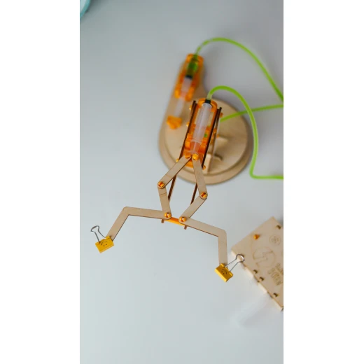 Hydraulic arm - Barqboxes - Image 2