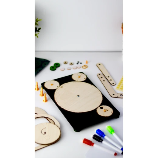 Geometric drawing machine - Barqboxes - Image 2