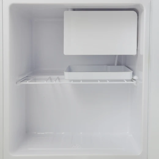 GEEPAS GRF654WPEN 60L Single Door Refrigerator - Compact, Powerful Compressor, Energy Saving, Fast Freezing, Adjustable Thermostat, 60L Capacityrate Chiller Compartment,  1 Year Warranty - GEEPAS - Image 5