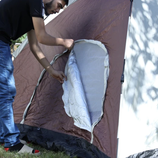 Royalford Season Tent RF9765 – 8-Person Waterproof Camping Tent with UV Protection, Ventilated Mesh Windows, Easy Setup - Royalford - Image 6