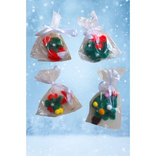 Sensoria, hand-made keychain (pipes cleaners ) Christmas theme - sensoria - Image 6