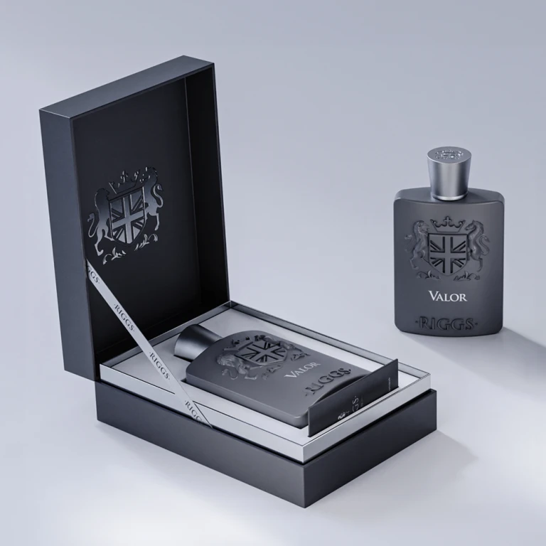 فالور عطر رجالي 100مل, مجموعة بريستيج بنفحات كستناء محمص، توابل وزهور برتقالية مع قاعدة خشبية وفانيليا من ريغز - ريجز