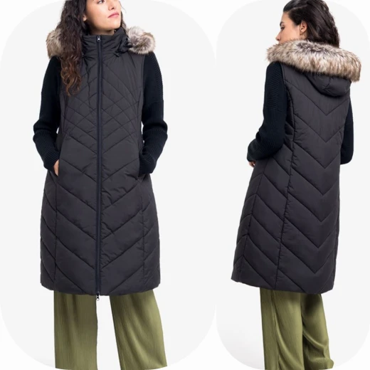 Riva  Sleeve less coat size small black
