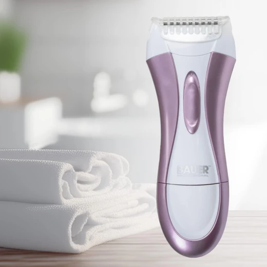 Bauer Professional Lady Shaver, Wet & Dry Cordless Electric Shaver, Stainless Steel Blades for a Silky Smooth Finish, Battery Operated - Bauer - Image 2