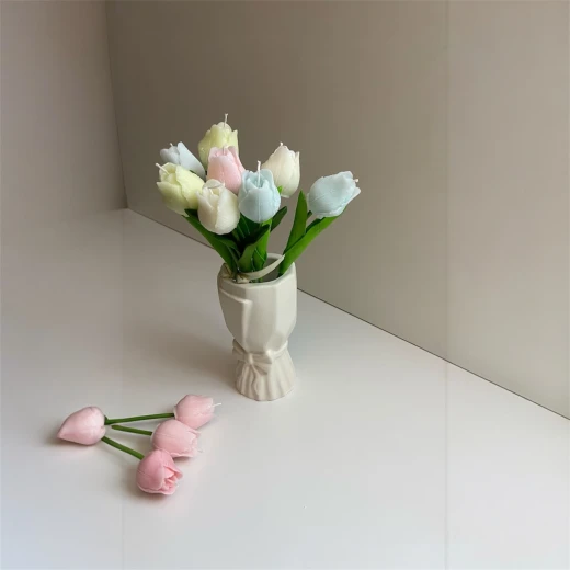 نايفيول مزهرية شموع توليب معطرة – 12 شمعة زهر توليب مصنوعة يدويًا مع باقة زهور حقيقية ومزهرية بألوان زاهية، ديكور منزلي فاخر وهدية مثالية للمناسبات - نيفول - Image 4