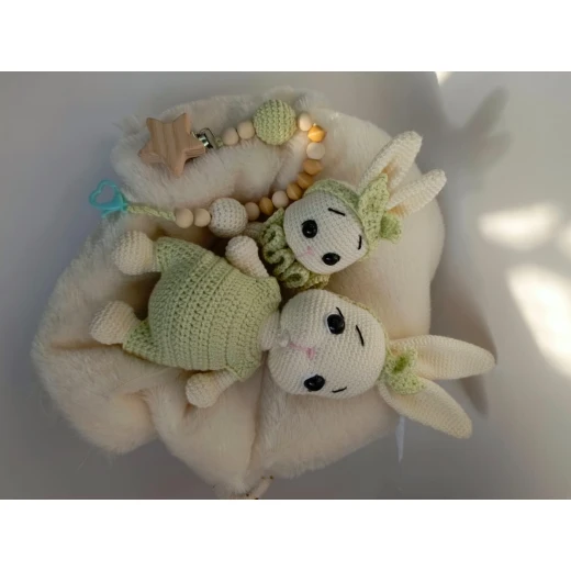 Fatomte Baby Pacifier Clip Teddy Bear Green and Beige, suitable for ages 0-3 years, safe and soft design to keep pacifier secure, prevents dropping, lightweight and durable, ideal for daily baby use - Fatomte - Image 2