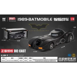نموذج سيارة باتموبيل (Batman) طراز 1989 بمقياس 1:18 - سيارة معدنية داي-كاست مع صوت وإضاءة