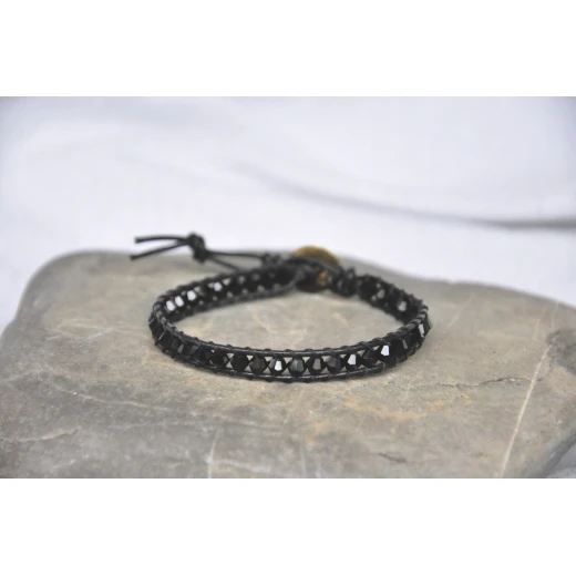 Tuleen Accesorios Women’s Handmade Leather Wrap Bracelet with Black Crystal Beads - Tuleen Accesorios - Image 3