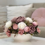 Lujain Home Realistic Artificial Flower Arrangement in Porcelain Vase, 28cm Height, 30cm Wide, Faux Floral Decor - Lujain home