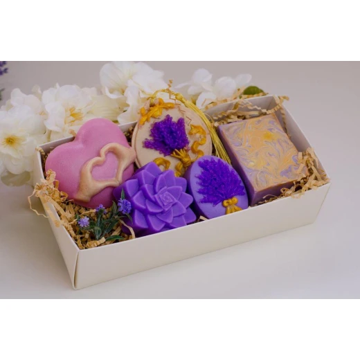 Luxury Handmade Soap Gift Box – Lavender Scent - Abeersoap - Image 2