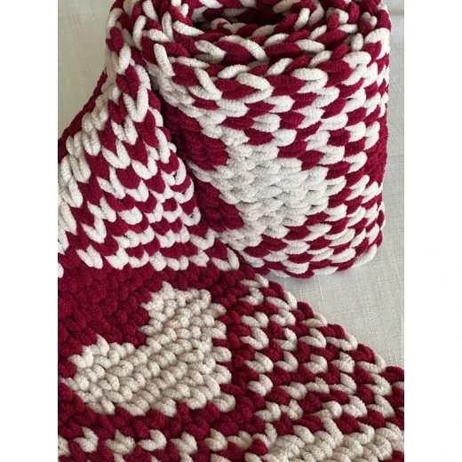 Gifted Yarns Heart Scarf, Red, Cozy & Stylish Winter Scarf for Women, Soft 100% Micro Polyester, 19x145 cm, Machine Washable - Gifted yarns - Image 2
