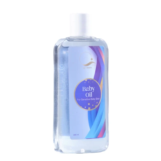 La Moon Baby Oil gently hydrates and protects delicate skin with a natural blend of Sweet Almond Oil Vitamin E and Shea Butter Fast absorbing non greasy and perfect for daily care Size 200 M - La'moon - Image 3