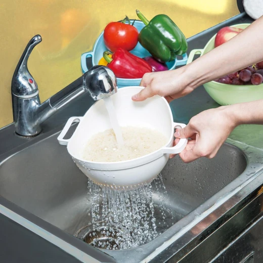 22cm Plastic Rice & Vegetable Strainer – Precise Filtering, Hygienic & Easy to Clean - Atad - Image 3