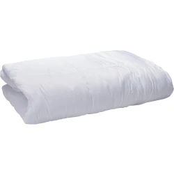 Soft and fluffy microfiber one-piece hotel comforter with lightweight filling, 220x230 cm