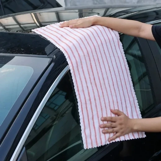قطعة تنظيف مايكروفايبر ناعمة 75×30 سم، عالية الامتصاص، لتلميع السيارات والتنظيف المنزلي متعدد الاستخدامات - دار المطبخ - Image 4